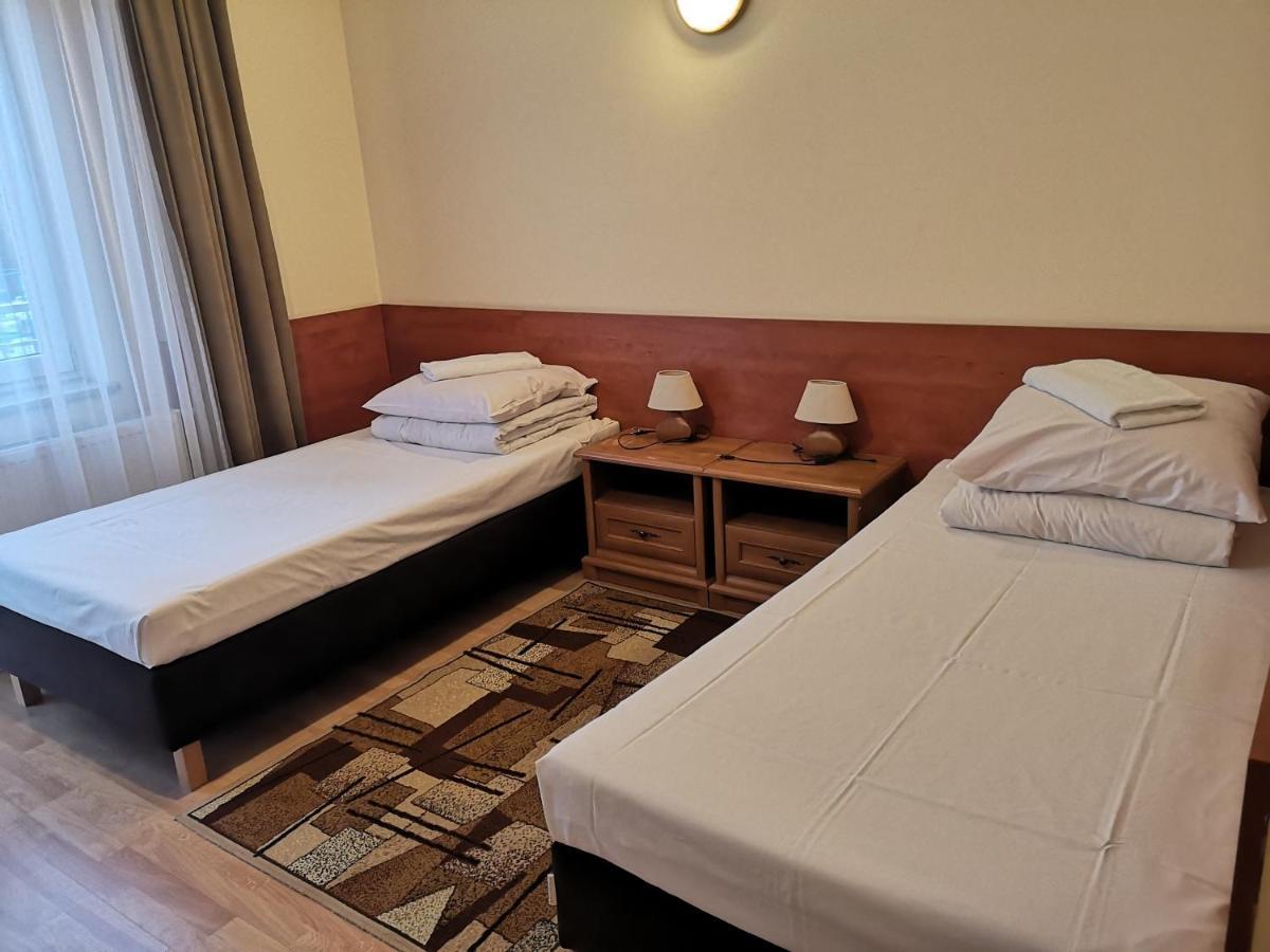 Hotel Duka Варшава Экстерьер фото